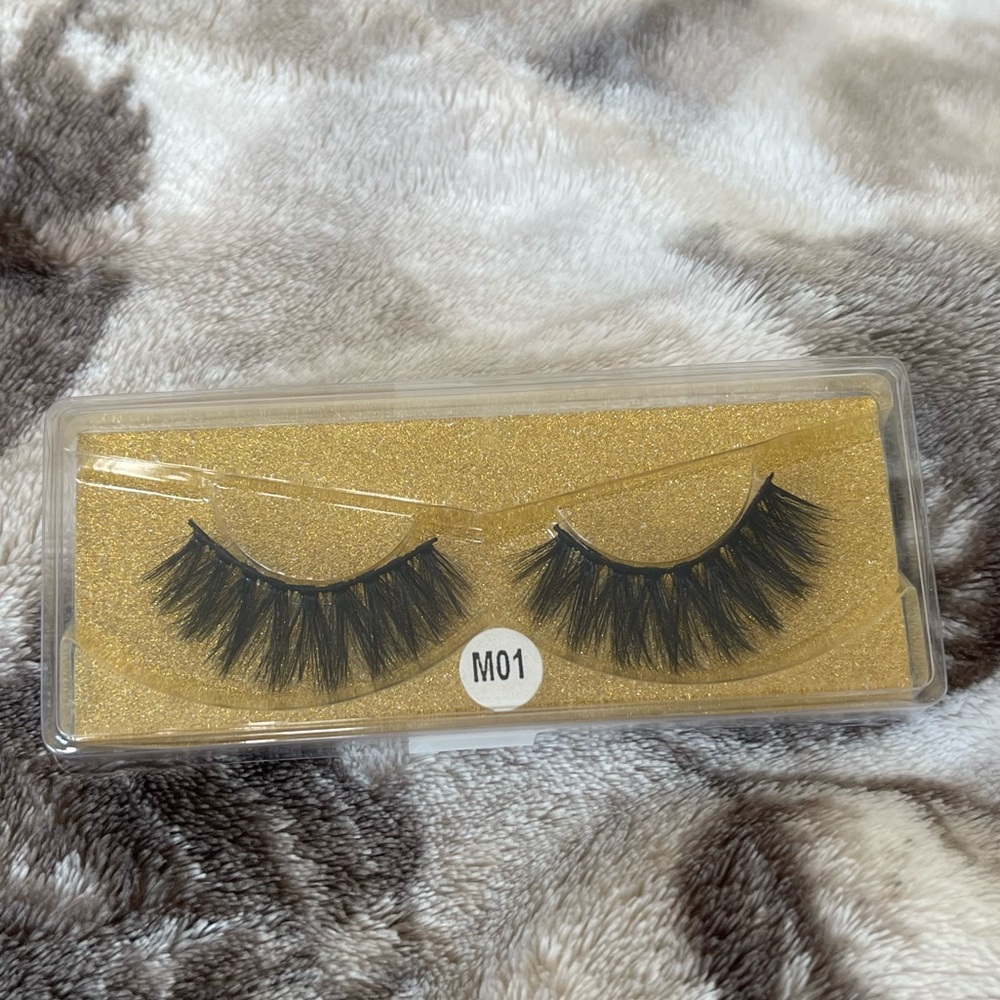 Dramatic Style Lashes